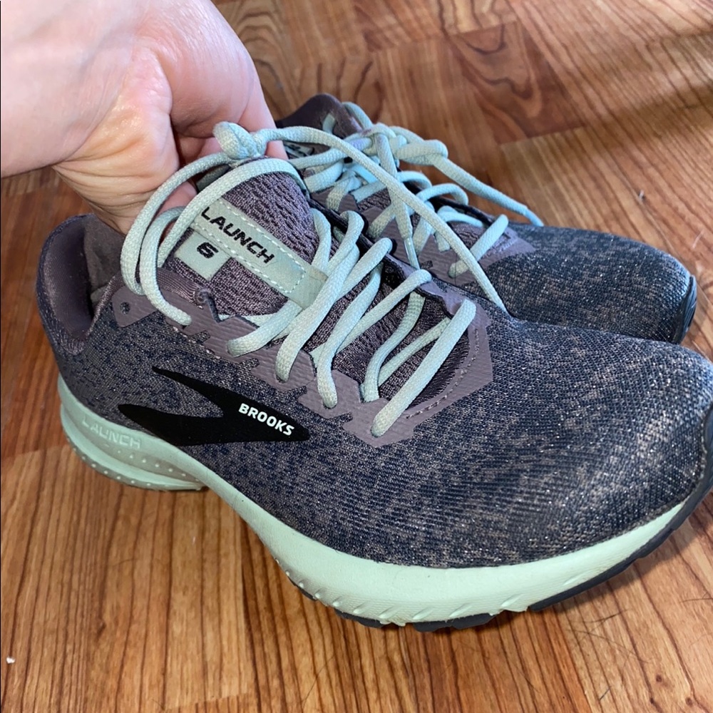 Gently used women’s brooks. Size 6.5